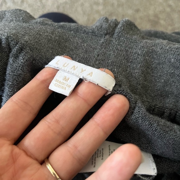 LUNYA Cozy Cotton Silk Relaxed Ankle Sweatpants in Heather Gray Womens Size M - Picture 4 of 15